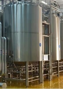 Stainless Steel Tanks Single Layer Jacketed Insulated Tank Volume From 100L To 300HL